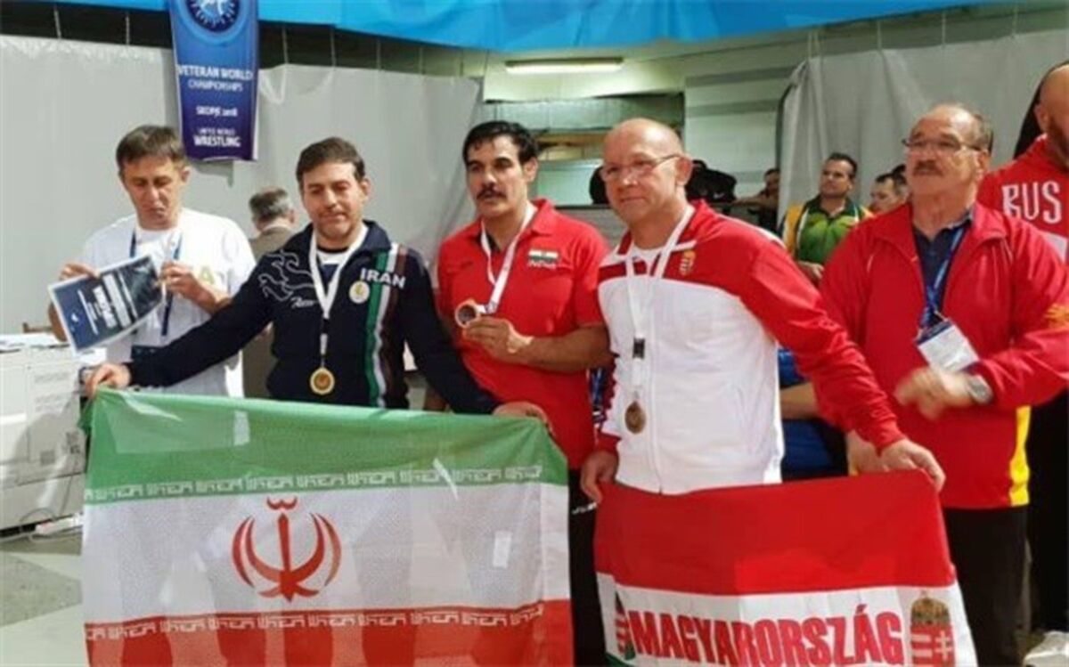 کشتی آزاد قهرمانی پیشکسوتان جهان؛ رحمتی به مدال طلا رسید
