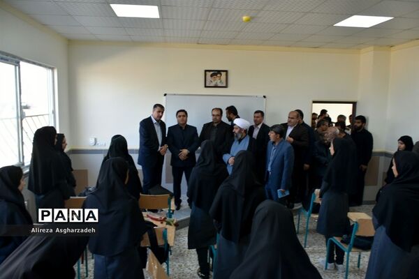 بازدید استاندار و مدیرکل آموزش‌وپرورش مازندران از مدارس بابلسر