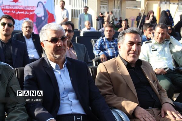 نواخته شدن زنگ آغاز سال تحصیلی در فارس