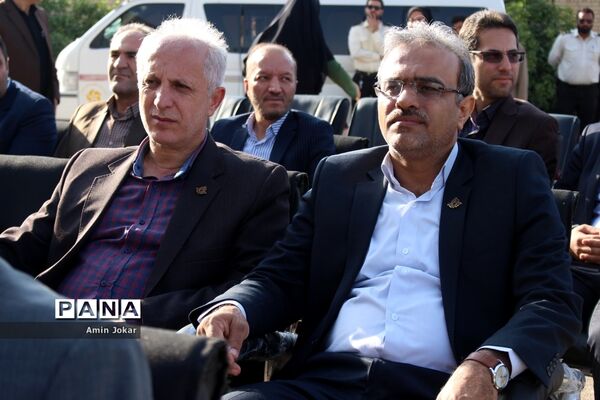 نواخته شدن زنگ آغاز سال تحصیلی در فارس