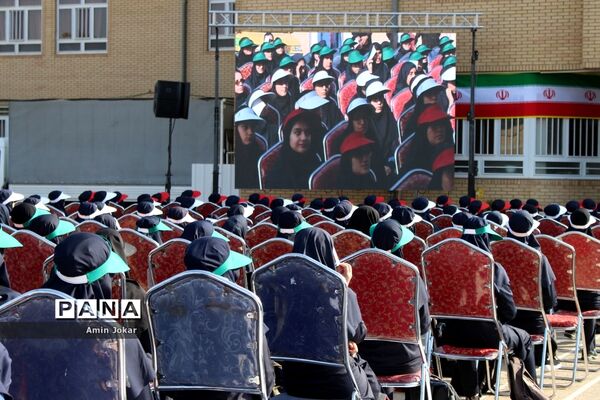 نواخته شدن زنگ آغاز سال تحصیلی در فارس