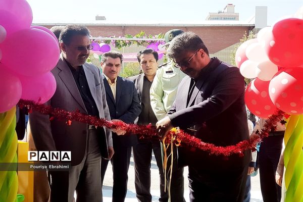 مراسم بازگشایی مدارس و نواختن زنگ مهر و مقاومت در شهرستان بیرجند