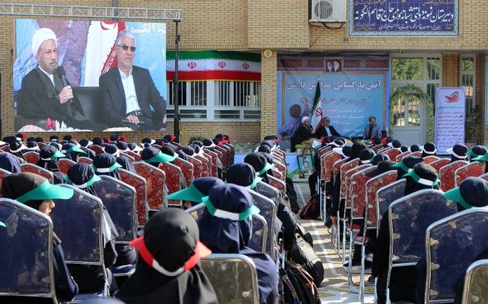 ما در نیمه راهیم؛ رسیدن به اهداف انقلاب نیازمند یک دوره 60 ساله است