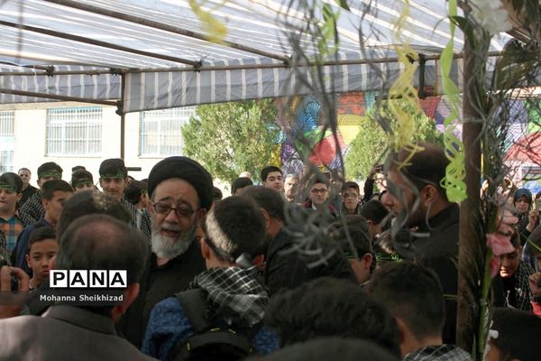 آیین آغاز سال تحصیلی جدید و  هفته دفاع مقدس در تبریز