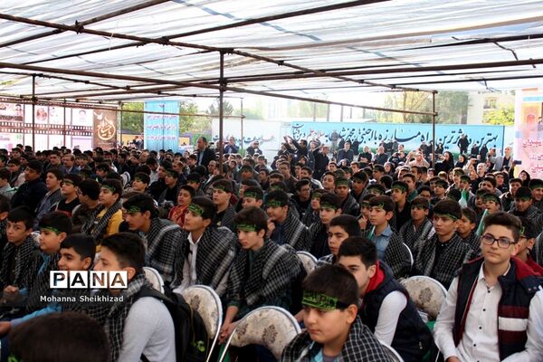 آیین آغاز سال تحصیلی جدید و  هفته دفاع مقدس در تبریز