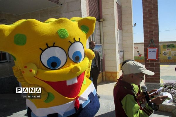 آغاز رسمی سال تحصیلی جدید مدارس زیرکوه با نواخته شدن زنگ مهر