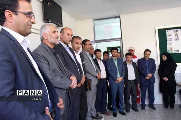 نواختن زنگ مهر و ایثار و مقاومت در مدارس کهگیلویه و بویراحمد ـ دبیرستان دخترانه شاهد یاسوج