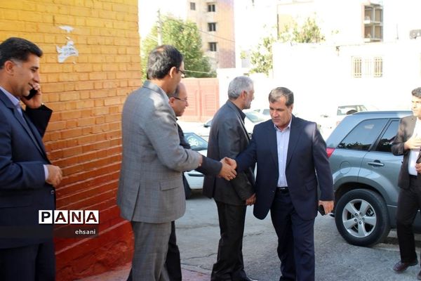 نواختن زنگ مهر و ایثار و مقاومت در مدارس کهگیلویه و بویراحمد ـ دبیرستان دخترانه شاهد یاسوج