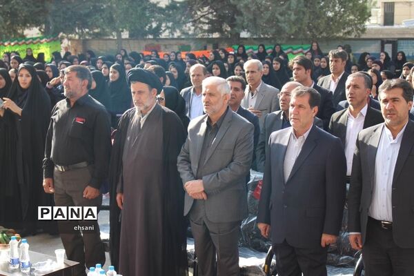 نواختن زنگ مهر و ایثار و مقاومت در مدارس کهگیلویه و بویراحمد ـ دبیرستان دخترانه شاهد یاسوج