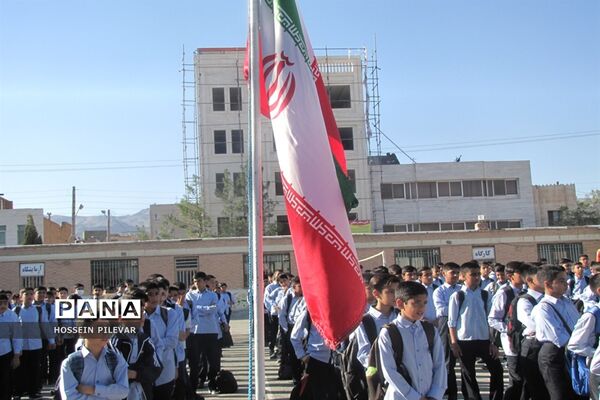 مراسم آغاز سال تحصیلی جدید در مدرسه نواب صفوی