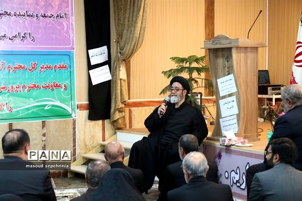 مراسم زنگ نماز در دبیرستان عفتیه تبریز
