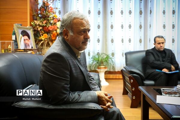 دیدار وزیر آموزش و پرورش با جمعی از نمایندگان مجلس