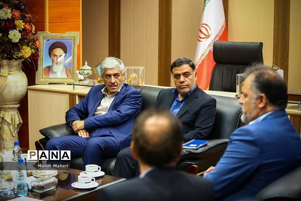 دیدار وزیر آموزش و پرورش با جمعی از نمایندگان مجلس