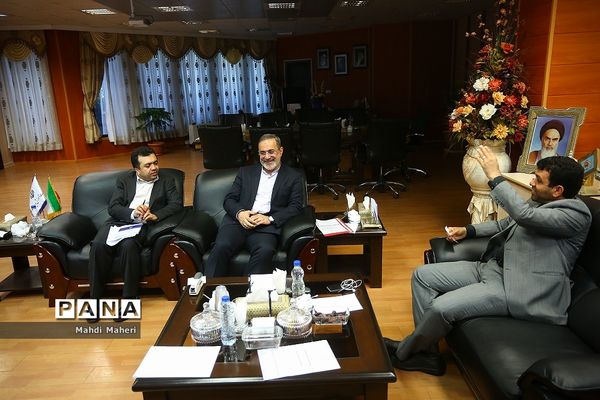 دیدار وزیر آموزش و پرورش با جمعی از نمایندگان مجلس