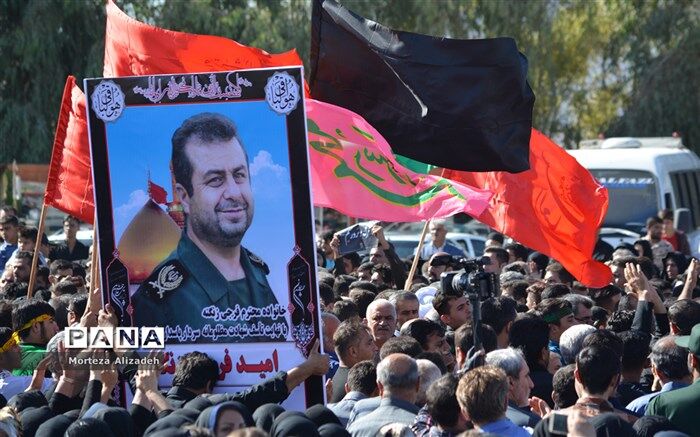 پیکر ۳شهید عملیات تروریستی اهواز در باغملک تشییع شد