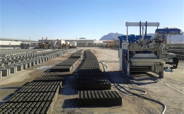 تلاشم بر این است که با توسعه کارگاهم افراد بیشتری را مشغول به کارکنم