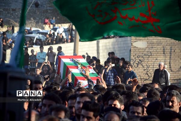 تشییع و خاکسپاری پیکر ۳ شهید حادثه تروریستی  اهوازدر باغملک