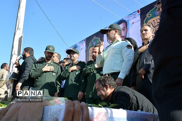 تشییع و خاکسپاری پیکر ۳ شهید حادثه تروریستی  اهوازدر باغملک