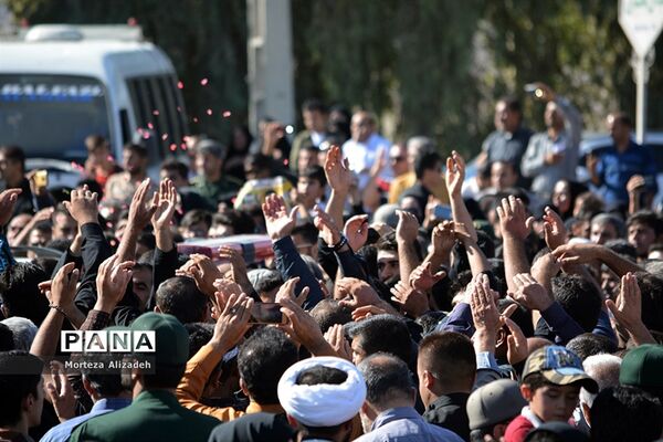 تشییع و خاکسپاری پیکر ۳ شهید حادثه تروریستی  اهوازدر باغملک