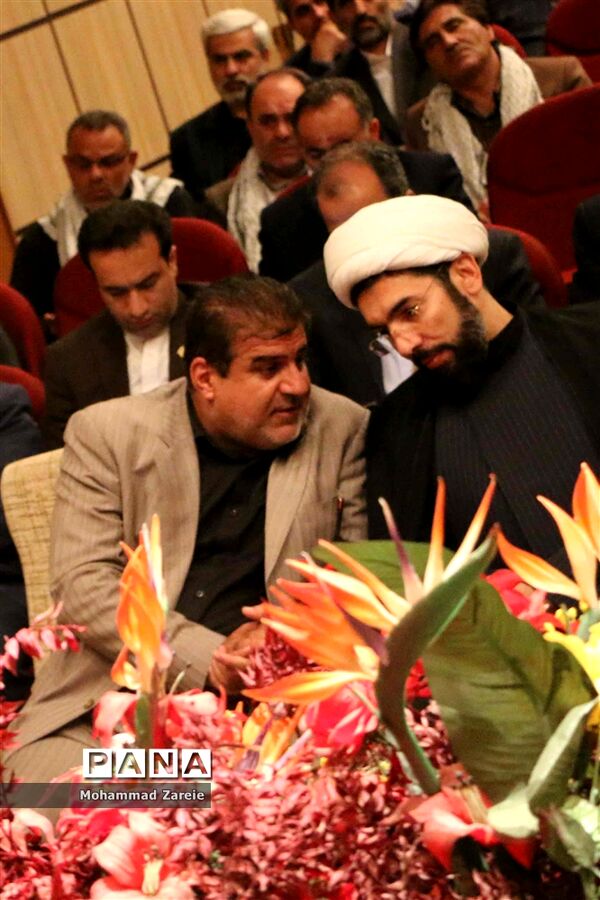 صبحگاه مشترک در اداره کل آموزش و پرورش شهرستانهای استان تهران