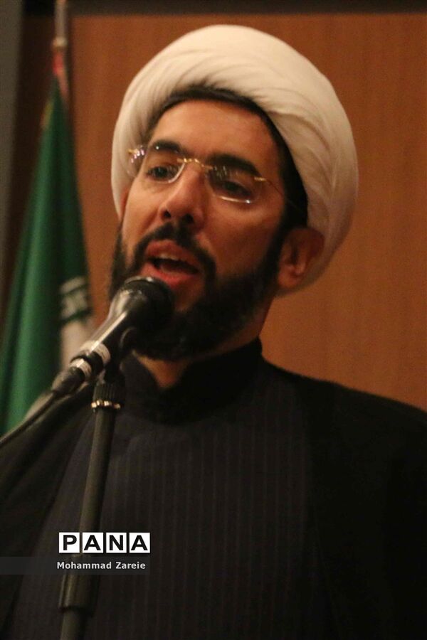 صبحگاه مشترک در اداره کل آموزش و پرورش شهرستانهای استان تهران