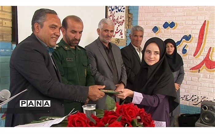 47 دانش آموز رتبه برتر کنکور مناطق عشایری کهگیلویه وبویراحمد مورد تجلیل قرار گرفتند