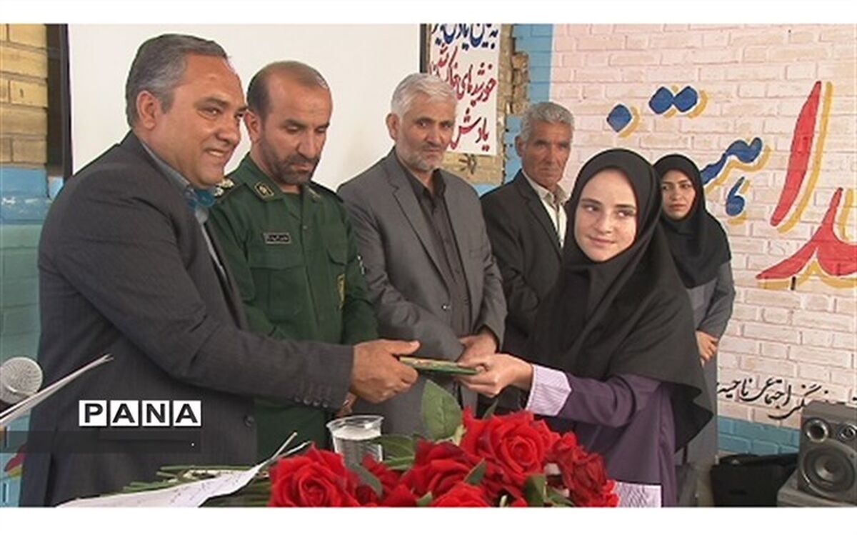 47 دانش آموز رتبه برتر کنکور مناطق عشایری کهگیلویه وبویراحمد مورد تجلیل قرار گرفتند
