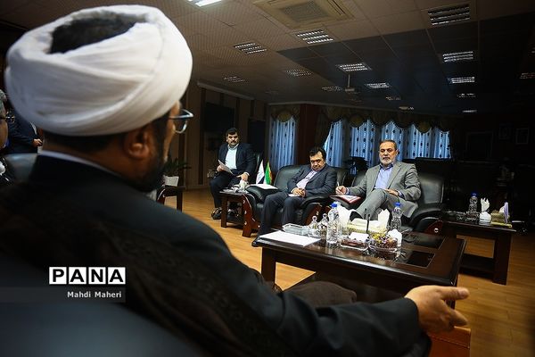 دیدار وزیر آموزش و پرورش با جمعی از نمایندگان مجلس