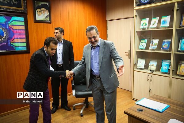 گفت‌وگو حضوری وزیر آموزش و پرورش با جمعی از صاحبان برنامه‌های کاربردی