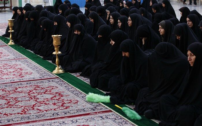 آیین خطبه خوانی خادمان با حضور جمعی از دانشجویان برگزار شد