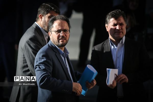 آیین بهره برداری از یک هزار و 700 فضای آموزشی