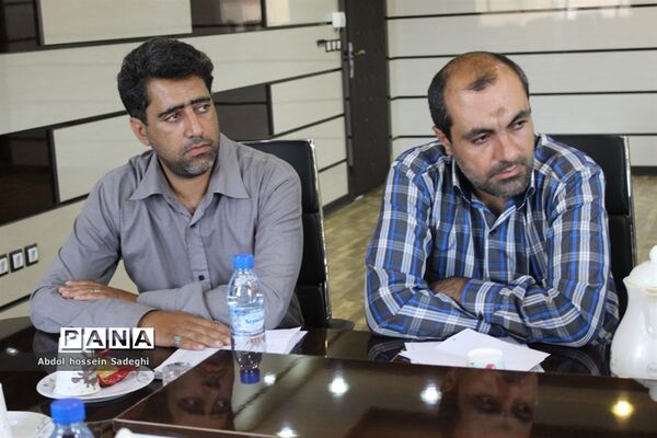 جلسه ستاد هماهنگی و پشتیبانی بسیج دانش‌آموزی استان بوشهر