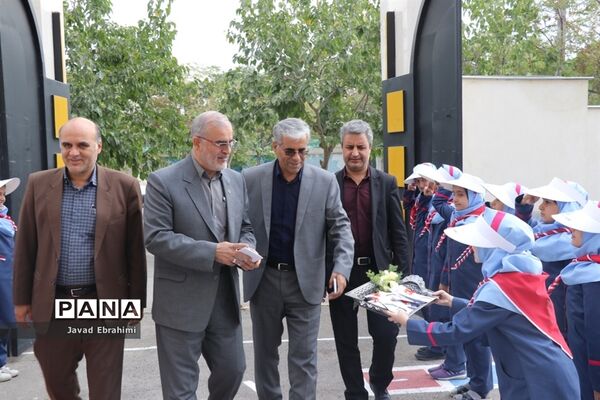 مراسم نمادین استانی مهر عاطفه‌ها در مشهد