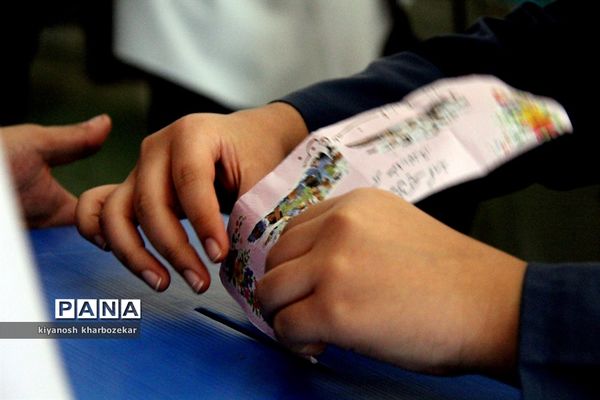 آیین نمادین جش عاطفه‌ها در ارومیه