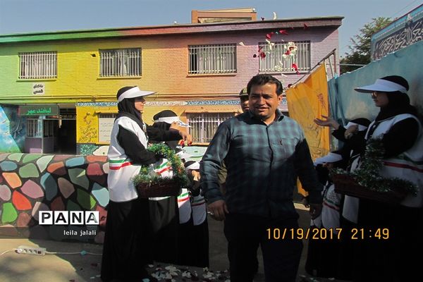 جشن عاطفه‌ها در دبیرستانه دخترانه قرآنی فطرت اراک