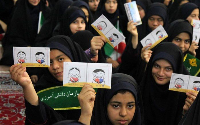 523 مدرسه میزبان  جشن عاطفه ها