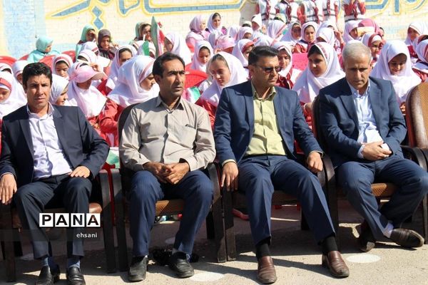 برگزاری جشن عاطفه ها در مدارس کهگیلویه  و بویراحمد