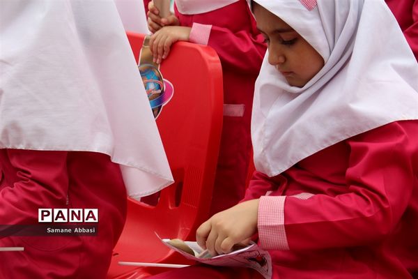 مراسم استانی «جشن عاطفه‌ها» در مدرسه بنت‌الهدی شهرستان بهشهر