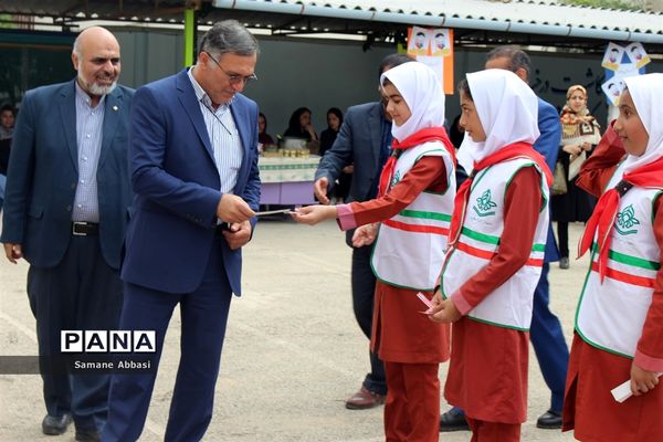 مراسم استانی «جشن عاطفه‌ها» در مدرسه بنت‌الهدی شهرستان بهشهر