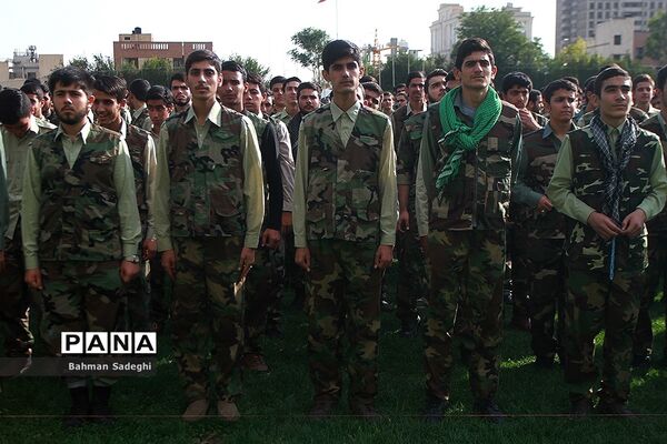 تجمع اقتدار عاشورایی فرماندهان واحدهای پیشگام بسیج دانش آموزی