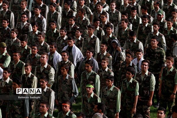 تجمع اقتدار عاشورایی فرماندهان واحدهای پیشگام بسیج دانش آموزی