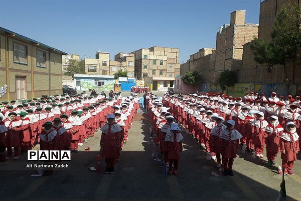 جشن مهر عاطفه ها در شهرستان بهارستان