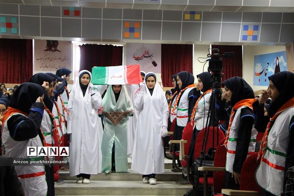 برگزاری مراسم مهر عاطفه ها در استان یزد