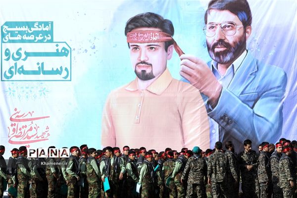 همایش بزرگ اقتدارعاشورایی بسیج و اجتماع باشکوه ده‌ها هزارنفری بسیجیان در ورزشگاه آزادی