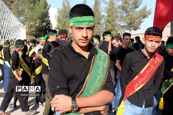 تجمع بزرگ ۲۰ هزار نفری اقتدار عاشورایی بسیجیان