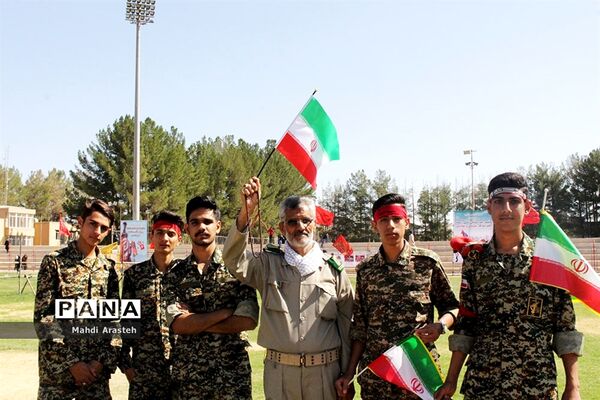 تجمع بزرگ ۲۰ هزار نفری اقتدار عاشورایی بسیجیان