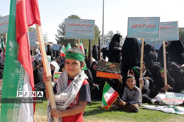 تجمع بزرگ ۲۰ هزار نفری اقتدار عاشورایی بسیجیان