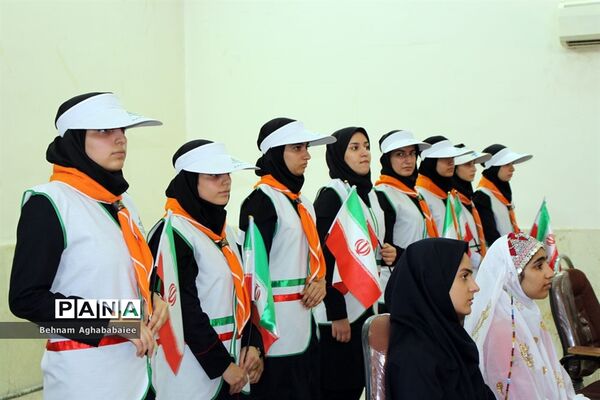 برگزاری آیین مهر عاطفه ها در ناحیه ۲ اهواز