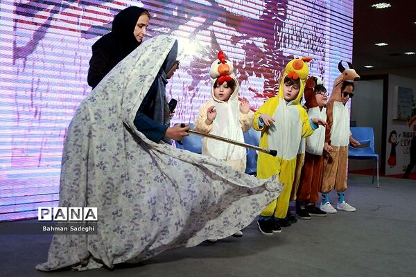 آئین گرامیداشت هفته ملی کودک