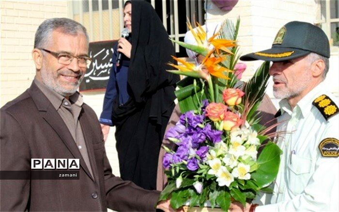 تجلیل و تکریم پرسنل خدوم و زحمت کش نیروی انتظامی شهرستان اصفهان